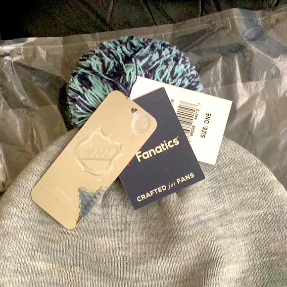 COPY - Fanatics Branded Gray Seattle Kraken Logo Striped, Cuffed Knit Hat - Picture 2 of 2